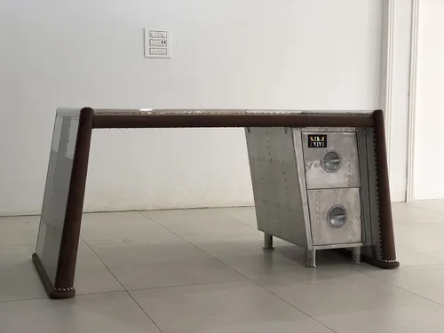 NauticalMart Brancaster - Escritorio de cuero y aluminio, color chocolate envejecido, muebles de aviador, decoración para el hogar y la oficina (62