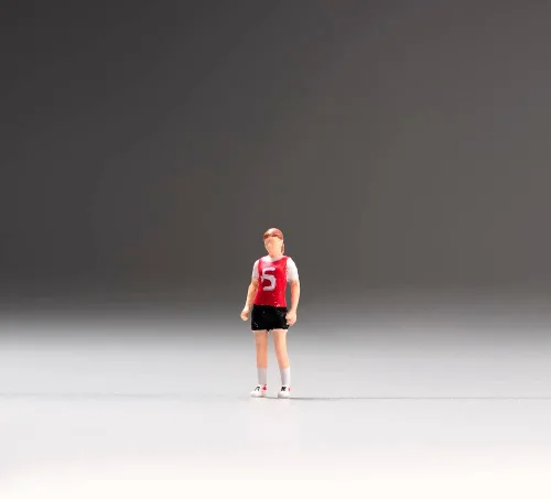 Miniatura 13 de Figuras en miniatura a escala 1:64, figura de acción de diorama de personas pequeñas, accesorios de escena de resina, muñequeras, figuras de Chica