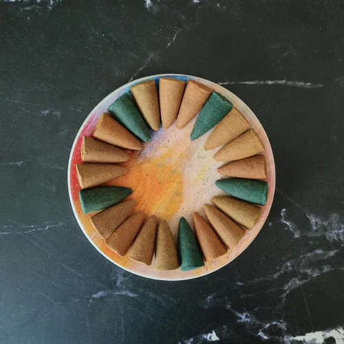 Miniatura 7 de Hosley Full Moon - Conos de incienso verde de reflujo de luna, aroma de larga duración para positividad y aire puro, polvo de madera, aromaterapia