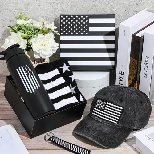 Miniatura 7 de Set de regalos de bandera americana Sieral para hombres incluye vaso, gorra de béisbol, calcetines, llavero con caja de regalo para veteranos