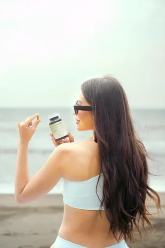 Miniatura 11 de Inner Glow Vitaminas Avanzadas para el Cabello, la Piel y las Uñas – Suplemento Capilar Desarrollado por Médicos con Biotina, Péptidos de Colágeno