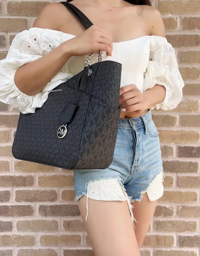 Miniatura 5 de Michael Kors - Bolso tote Jet Set Travel grande con cadena para el hombro Negro multi L