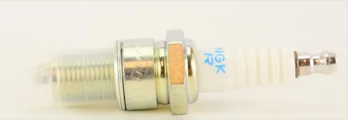 Miniatura 3 de Juego de 4 bujías estándar NGK BPR6ES, 7131