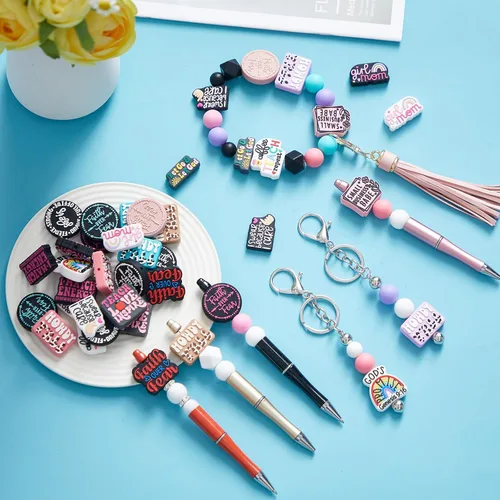 Miniatura 4 de Zeyune 40 cuentas focales de silicona para bolígrafos, cuentas de silicona coloridas para hacer llaveros, regalo de graduación, collares, pulseras