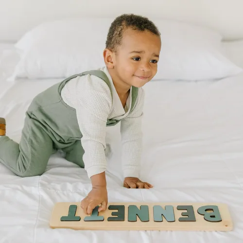 Miniatura 3 de Rompecabezas de madera personalizado con nombre para niños, hecho a mano en EE. UU. por Bloom Owl, regalos personalizados para bebés niños y niñas