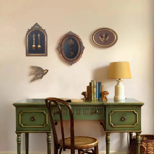 Miniatura 4 de S-MANTIS Escultura de Pared Vintage, Arte de Pared de Frontón Antiguo para Pasillo, Pájaro Pintado a Mano con Exquisitos Detalles de Alas y Plumas