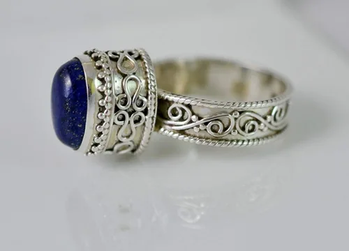 Miniatura 4 de Navya Craft Lapis Lazuli Ring, 925 Sterling Silver Handmade Statement Promise Ring for Women, Natural Lapis Lazuli Oval Gemstone Ring, September