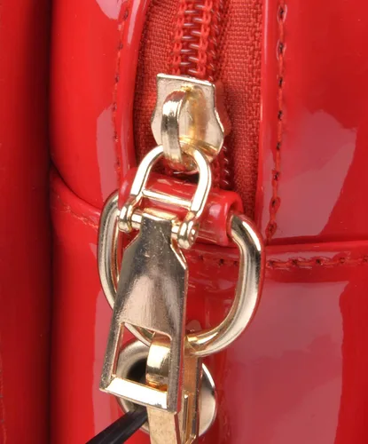 Miniatura 7 de QZUnique Bolsa de hombro con forma de cinta grabadora de radio bolsa cruzada de poliuretano para mujer bolsa de noche retro bolso de mano