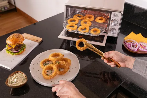 Miniatura 10 de BLACK+DECKER Crisp N Bake™ PRO - Horno tostador digital de 4 rebanadas, 5 funciones de cocción, horno de encimera de convección, se adapta a pizza