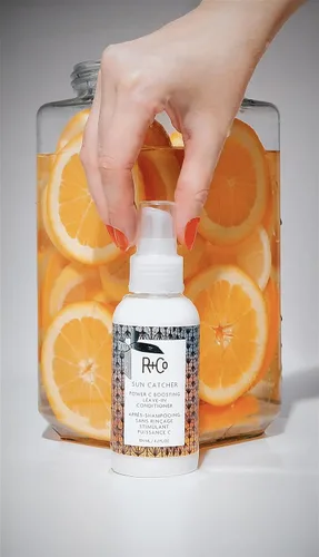 Miniatura 9 de R+Co SUN CATCHER Vitamin C Leave-In Conditioner – Hydrating & Detangling Hair Treatment, Adds Shine & Protects Hair, All Hair Types