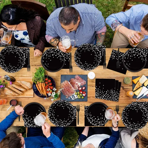 Miniatura 6 de gisgfim 96 piezas de suministros para fiesta en negro y plata, platos de papel, servilletas con punto plateado sobre negro, juego de mesa