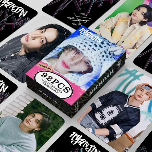 Miniatura 6 de KPOPBP Stray Kids Fotocards 60 PCS SKZ Rock Star Álbum Tarjetas de Fotos con 32 PCS Calcomanías Regalo Kpop Tarjetas Lomo Mercancía para Niños