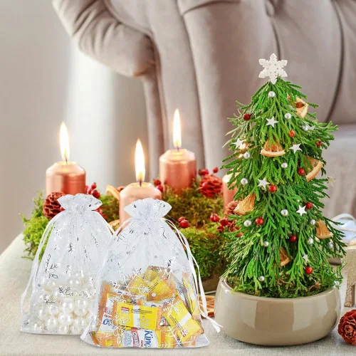 Miniatura 4 de HRX Package 100 bolsas de organza de copo de nieve de Navidad de 5 x 7 pulgadas, bolsas de regalo de malla con cordón blanco para joyas, dulces