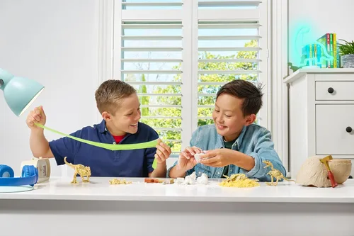 Miniatura 5 de Robo Alive ZURU - Mini Dino Fossil Find (paquete de 2, gigantoraptor y estegosaurio) para niños de 5 años en adelante, excavar y descubrir, STEM