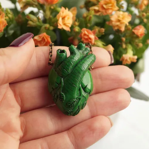 Miniatura 7 de Collar de corazón anatómico