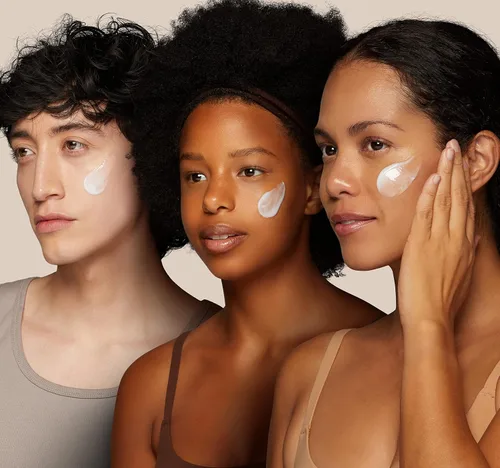 Miniatura 5 de Cicatricure Crema Hidratante Facial Iluminadora Antimanchas, Resultados en 4 semanas, Crema Desvanecedora para Manchas Oscuras con Ácido
