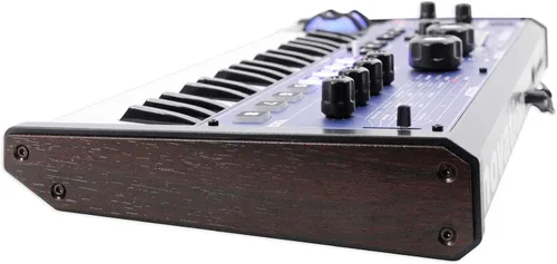 Miniatura 6 de Novation Ultranova sintetizador modelado análogo serie Nova, Azul
