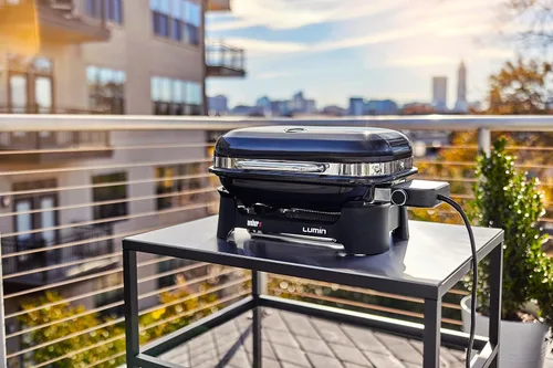 Miniatura 10 de Weber Lumin - Parrilla de barbacoa eléctrica compacta para exteriores, color negro - Ideal para espacios pequeños como patios, balcones y terrazas