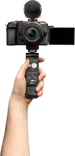 Miniatura 5 de Nikon Z 30 Cámara sin espejo compacta y ligera con lente NIKKOR 16-50mm con Kit del creador