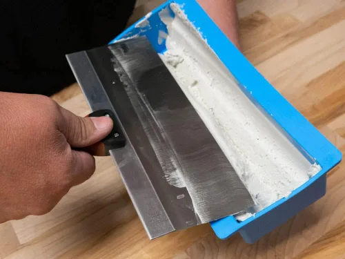 Miniatura 9 de MUDFLEX EZ Clean - Sartén flexible para paneles de yeso de 10.5 pulgadas, silicona suave, agarre EZ Squeeze - Antiadherente - Resistente al óxido