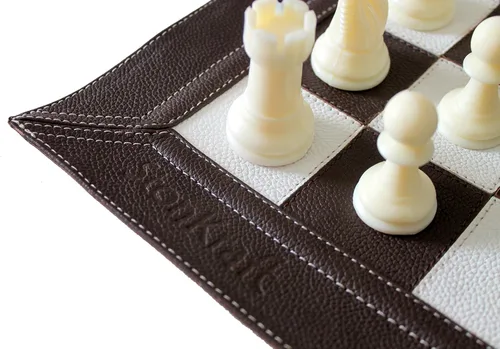 Miniatura 6 de Stonkraft - Juego de ajedrez enrollable de cuero genuino de 19" x 19" con piezas de ajedrez de plástico - Bronceado oscuro