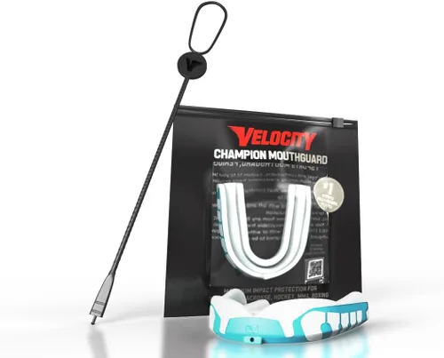 Velocity Champion - Protector bucal juvenil, 1 paquete, negro y azul Carolina - para edades de 11 a 18 años - Ideal para lacrosse, fútbol, hockey,