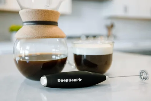 Miniatura 5 de Espumador eléctrico de manos - Mezclador de suplementos y preentrenamiento, espumador de leche para café, café con leche y bebidas proteicas (negro)