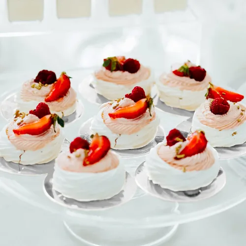 Miniatura 4 de 200 mini bases de plata de la torta de la mousse, tableros redondos de la torta de la prueba de grasa con las placas de papel de la tor