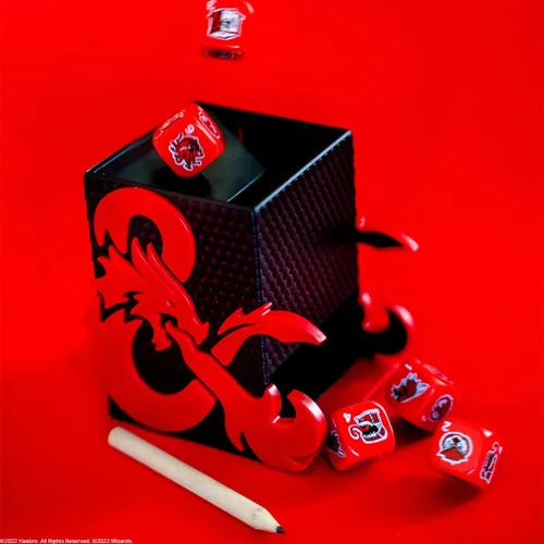 Miniatura 7 de YAHTZEE: Dungeons & Dragons Torre de dados coleccionables Dados con dragón, oso búho, cubo gelatinoso, imitador, desollador de la mente