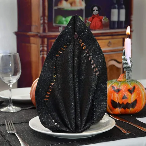 Miniatura 4 de Grelucgo Servilletas de mesa de comedor con dobladillo a mano para Halloween, hilo plateado entrelazado (negro, 4 servilletas de 18 x 18 pulgadas)
