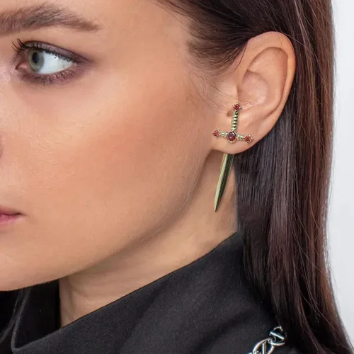 Miniatura 6 de Aretes de espada para mujer, estilo gótico, rojo y negro, aretes de espada de cristal vintage, para cumpleaños, Halloween, Navidad, regalos