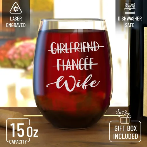 Miniatura 3 de shop4ever Novio Prometido Marido Novia Prometida Esposa Grabado Cerveza Vaso y Copa de Vino Sin Tallo, Él & Para Ella Set