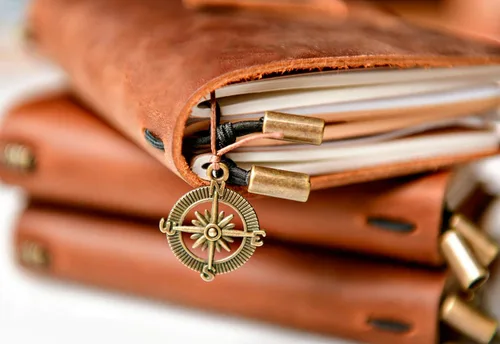 Miniatura 5 de Personalized Distressed Leather Journal by Left Coast Original