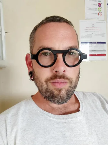 Miniatura 2 de Lentes de lectura con bloqueo de luz azul para hombres/mujeres 1.0 retro redondo anti fatiga ocular negro lector Milo FT0969