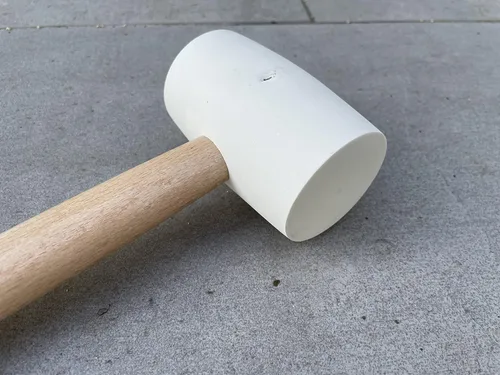 Miniatura 6 de Sandbaggy Mazo de goma 20 onzas de grado industrial Para aplicaciones como construcción y paisajismo Hecho de roble sólido Cómodo para uso