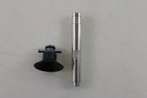 Miniatura 2 de Genuine Toyota Accessories PT276-34071 - Cerradura de neumático de repuesto para modelos seleccionados de Tacoma y Tundra, color plateado