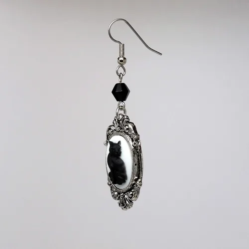 Miniatura 4 de Black Cat Camafeo En Plata Acabado Marco Cuelgan Pendientes Con Cuentas Negras, Metal