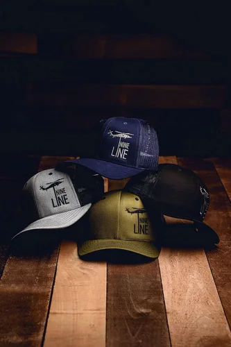 Miniatura 2 de Nine Line Gorra de béisbol ajustable con malla bandera estadounidense bordada y caída NL