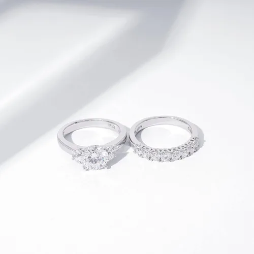 Miniatura 4 de Tienda Essentials Sterling Silver Platinum Plated Infinite Elements Cubic Zirconia Three Stone Ring (previously Tienda Collection)
