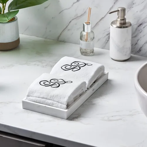 Miniatura 3 de Toallas de dedo personalizadas con inicial - Paquete de 2, 11x18 - Bordado negro en toalla blanca, toallas modernas con monograma, gran regalo