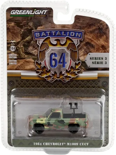 Greenlight 61030-E Batallón 1:64 Serie 64 3-1984 Chevy M1009 CUCV en camuflaje con ametralladoras montadas