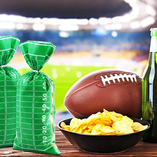 Miniatura 6 de Blulu 100 bolsas de golosinas de fútbol de celofán sellables con calor y lazos plateados para decoración de fiesta de cumpleaños temática de fútbol