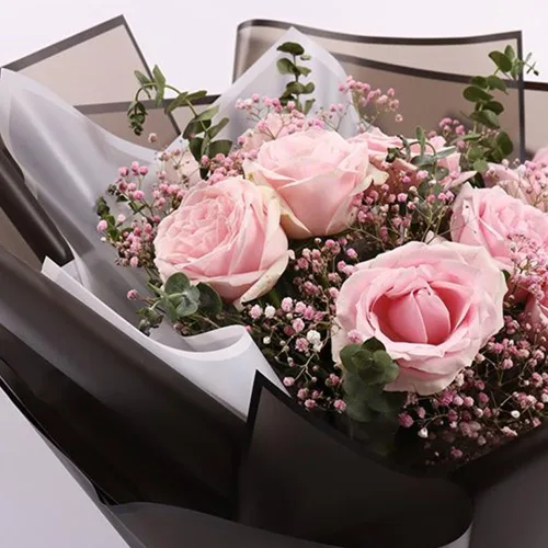 Miniatura 6 de Corkwaw 20 piezas de papel de regalo de borde negro para ramo del día de San Valentín, papel de embalaje de regalo floral impermeable de 23 x 23