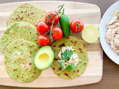 Miniatura 4 de Mama Grande Tortilla Factory - Tortillas de cactus de Nopal - 1 paquete (20 tortillas) - 5 pulgadas - Espinacas orgánicas - Chía y linaza