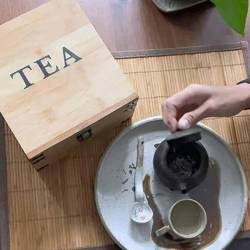 Miniatura 3 de Caja Organizadora de Té 7.4" x 8.1" x 4.2" Organizador de Madera de Bambú Cofre de Almacenamiento 4 Ranuras Altas Ajustables 100% Hecho a Mano