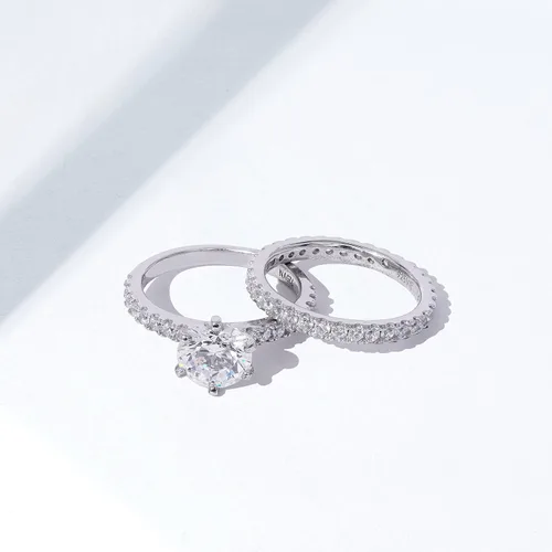 Miniatura 6 de Tienda Collection Juego de anillos redondos de plata de ley chapada en platino o oro hechos con circonitas infinitas