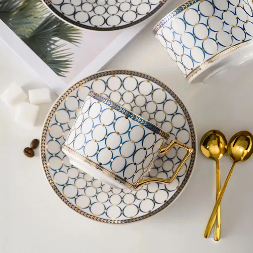 Miniatura 2 de Juego de taza y platillo de estilo europeo, 7 oz (aproximadamente 7.00 oz) de porcelana de hueso exquisita taza de té y platillo de platino