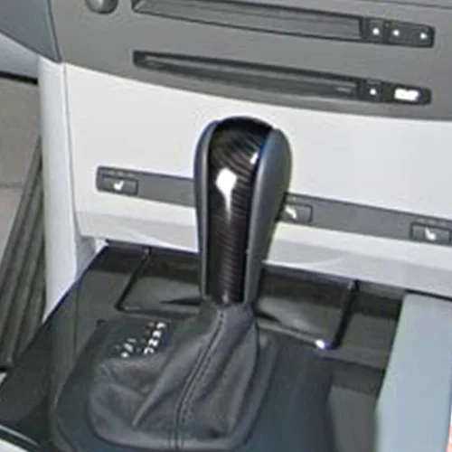 Miniatura 4 de YIWANG Cubierta de cabeza de cambio de marcha central de automóvil estilo fibra de carbono para BMW E39 E60 E61 E83 E53 E46 Accesorios de coche