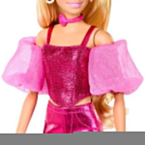 Miniatura 2 de Muñeca Barbie Deluxe Estilo #5 en atuendo rosa metálico, cabello rubio, corsé brillante y pantalones brillantes con accesorios como collar de rosas