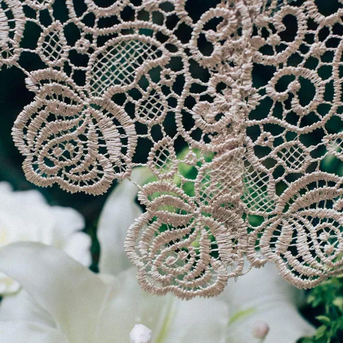 Miniatura 5 de ARTABLE Mantel rectangular pequeño de encaje de macramé, mantel vintage bordado oblongo, para banquete de boda, vacaciones, mesas largas de comedor